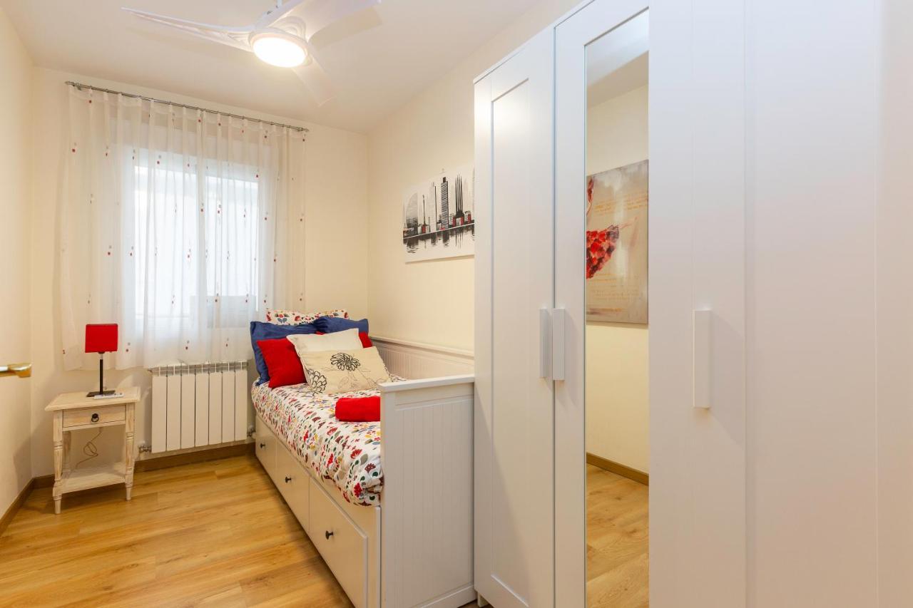 Apartamento Puente De Segovia Apartment Madrid Exterior foto